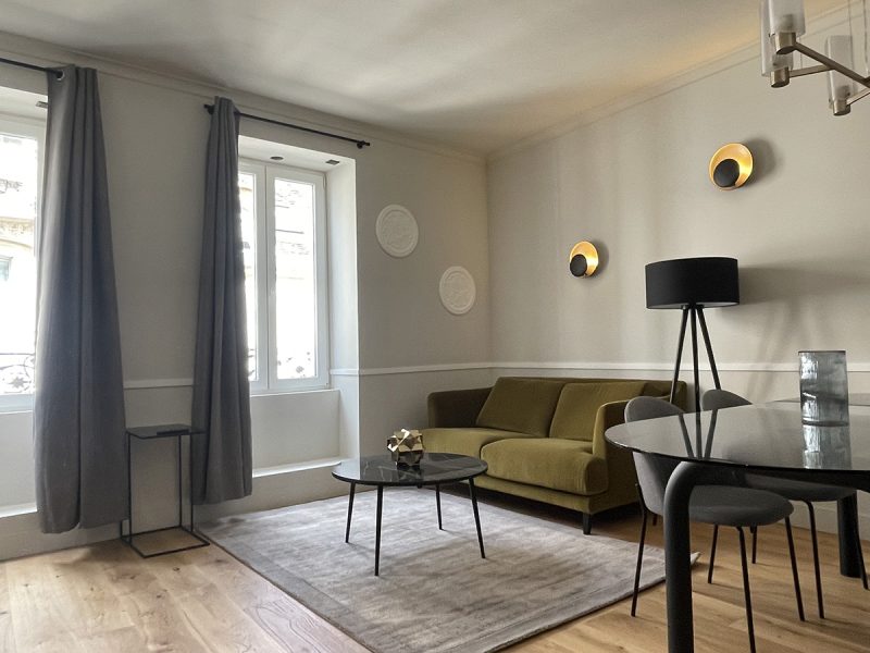 Salon Dijon Suite Charlotte Alfred Suites